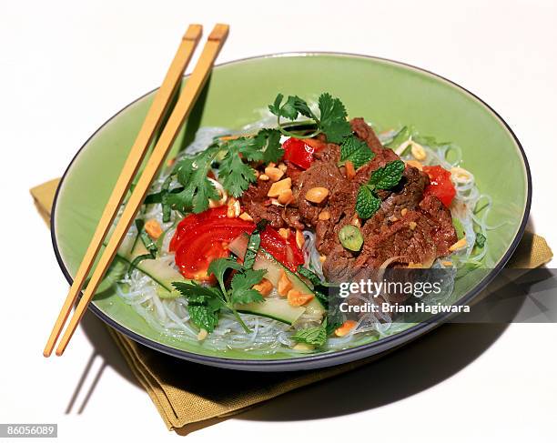 vietnamese clear noodles with beef - korean food stock pictures, royalty-free photos & images