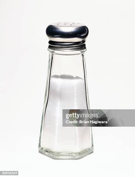 salt shaker - saleiro de mesa imagens e fotografias de stock