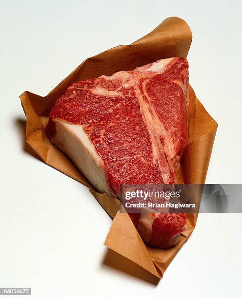 raw t-bone steak - red meat stock pictures, royalty-free photos & images