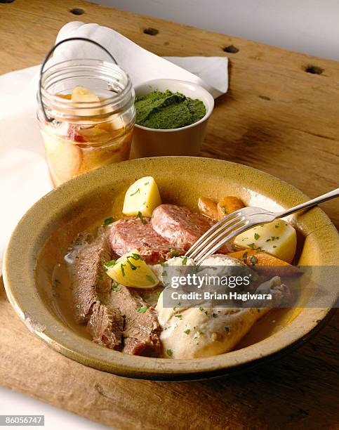 bollito misto - pot au feu imagens e fotografias de stock