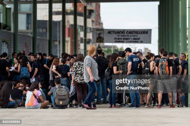 Hundreds of anti-Fascists gathered to show off on Catalan independence during the Columbus national holiday in Barcelona, Spain, on October 12, 2017.