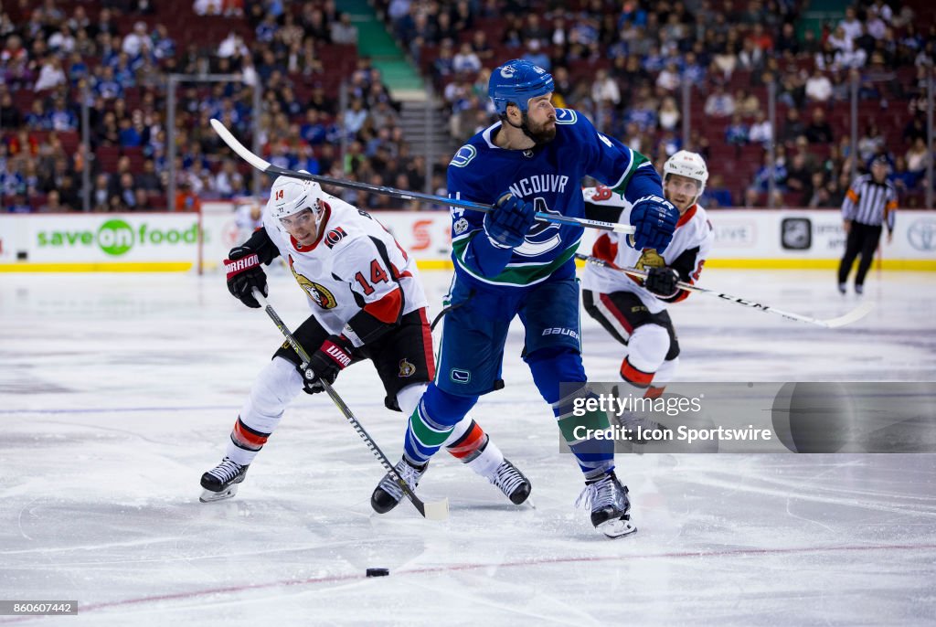 NHL: OCT 10 Senators at Canucks