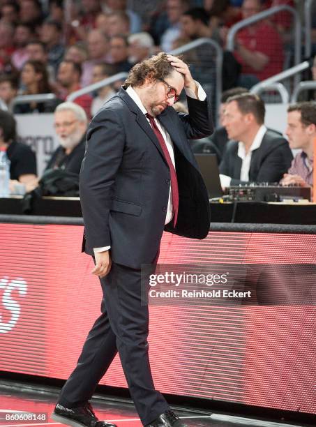 Andrea Trincheri, Head Coach of Brose Bamberg in action during the 2017/2018 Turkish Airlines EuroLeague Regular Season Round 1 game between Brose...