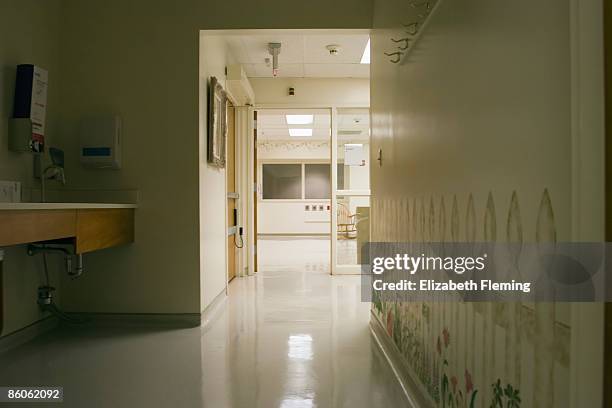 dark hospital hallway - maternity ward stock pictures, royalty-free photos & images