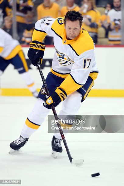 Nashville Predators Left Wing Scott Hartnell warms up before the NHL game between the Pittsburgh Penguins and the Nashville Predators on October 7 at...
