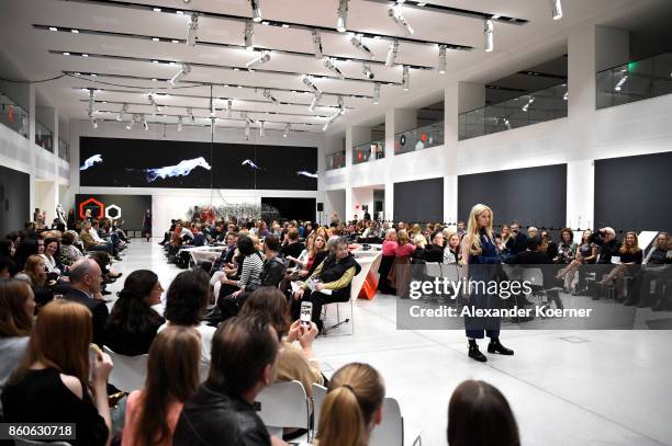 Anna Hiltrop walks the runway during the American Women's Club And Esmod Charity Fashion Show at DRIVE. Volkswagen Group Forum on October 12, 2017 in...