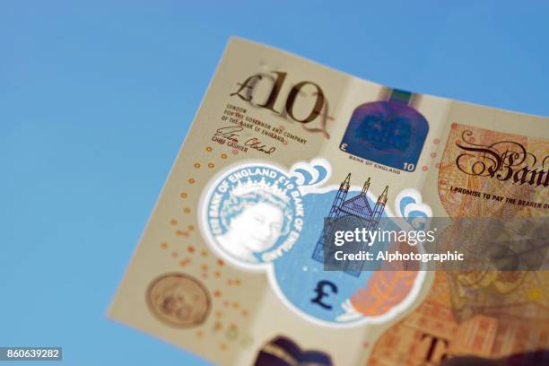 415点の10ポンド紙幣のストックフォト Getty Images 415点の10ポンド紙幣のストックフォト Getty Images