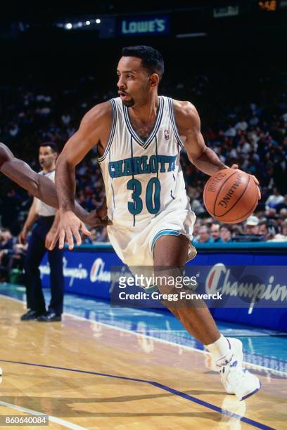 346 Dell Curry Hornets Photos and Premium High Res Pictures - Getty Images