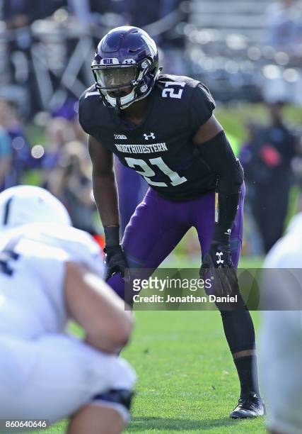 Kyle Queiro of the Northwestern Wildcats awaits the snap against the Penn State Nittany Lions at Ryan Field on October 7, 2017 in Evanston, Illinois.