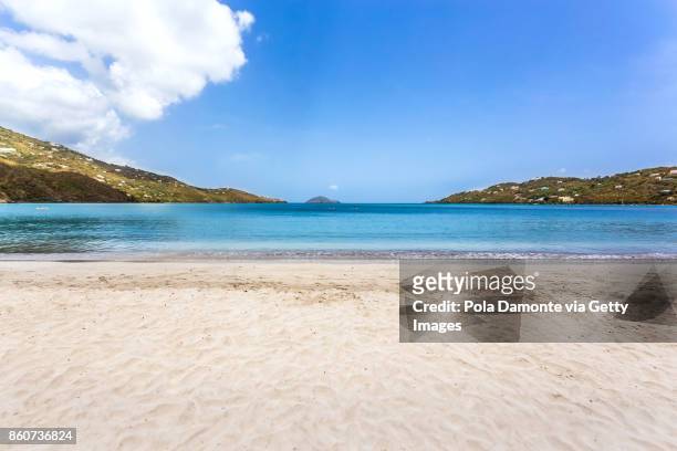 magens bay tropical beach with no people at saint thomas, us virgin islands - magens bay stock pictures, royalty-free photos & images