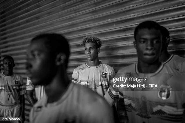 Salam Jiddou and the team of Mali lines up prior the FIFA U-17 World Cup India 2017 group A match between Mali and New Zealand at Jawaharlal Nehru...