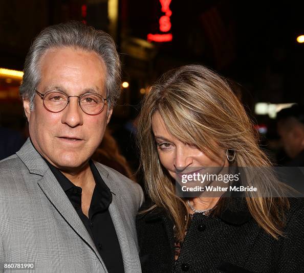 Max Weinberg and Becky Weinberg attending the opening night... FotografĂa de noticias Getty Images