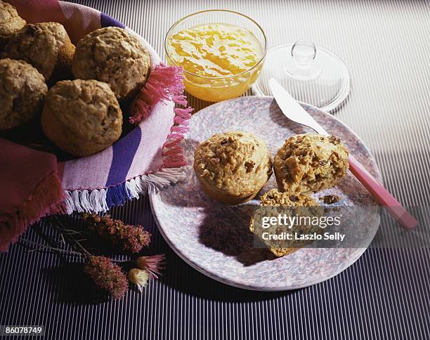 muffins - raisin bran stock pictures, royalty-free photos & images