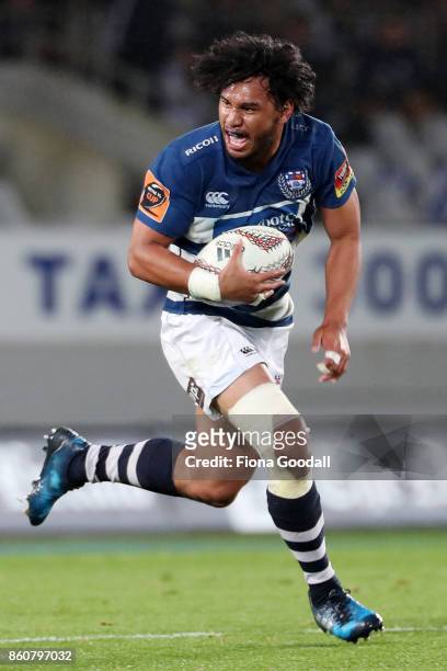 Taleni Seu of Auckland makes a break during the round nine Mitre 10 Cup match between Auckland and Canterbury at Eden Park on October 13, 2017 in...