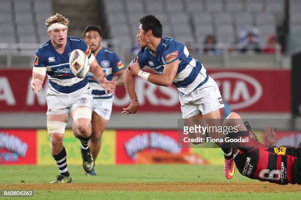 Blake Gibson of Auckland waits for a pass from Melani Nanai of Auckland during the round nine Mitre 10 Cup match between Auckland and Canterbury at...