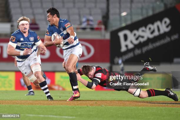 Blake Gibson of Auckland waits for a pass from Melani Nanai of Auckland during the round nine Mitre 10 Cup match between Auckland and Canterbury at...