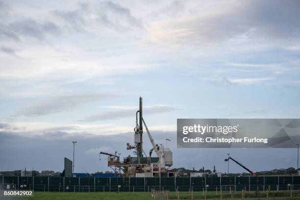 Workmen construct Cuadrilla's shale gas fracking drilling rig near Westby on October 12, 2017 in Blackpool, England. Engineers have begun to build...