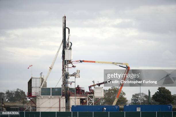 Workmen construct Cuadrilla's shale gas fracking drilling rig near Westby on October 12, 2017 in Blackpool, England. Engineers have begun to build...