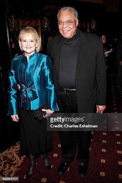 Cecilia Hart and actor James Earl Jones attend the 2009 benefit gala for The Dramatists Guild Fund at Hudson Theatre on April 20, 2009 in New York...