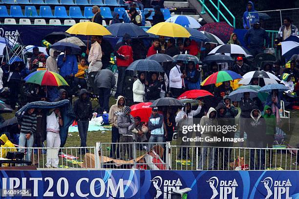 Rain stops play during the IPL T20 match between Kings XI Punjab v Kolkata Knight Riders at Sahara Park on April 21, 2009 in Durban, South Africa.