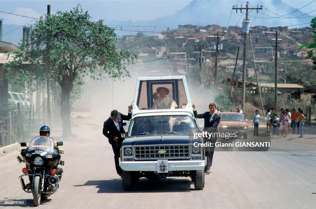Le Pape Jean-Paul II au Honduras en 1983