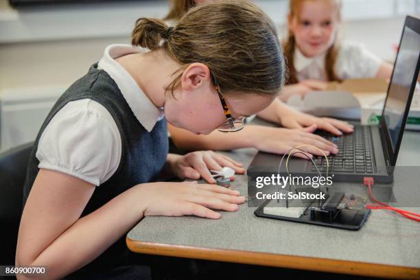 making circuits in school - high school computer coding stock pictures, royalty-free photos & images