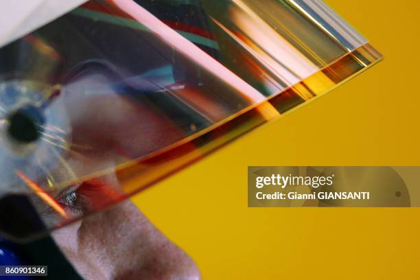 Jarno Trulli de profil lors des séances de qualifications au Grand Prix d'Australie à Melbourne en 2003.