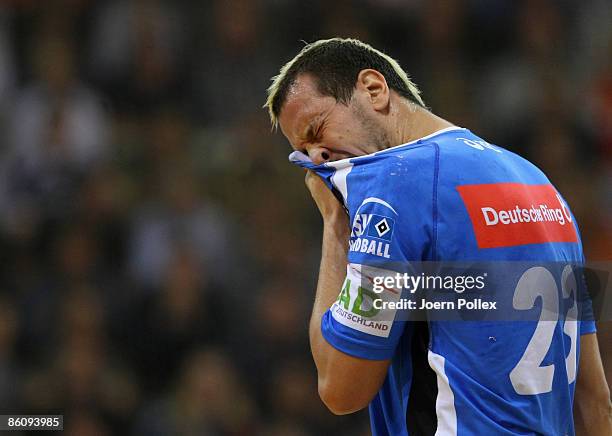 Pascal Hens is seen during the Bundesliga game between SG Flensburg-Handewitt and HSV Hamburg at the Campus Hall on April 21, 2009 in Flensburg,...