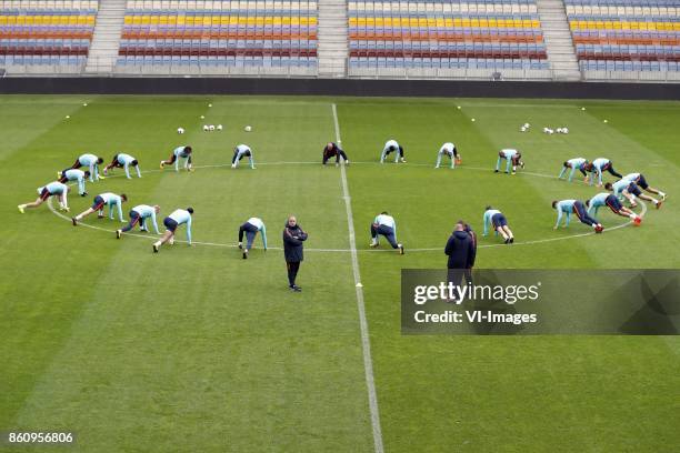 Coach Dick Advocaat of Holland with Dutch team during a training session prior to the FIFA World Cup 2018 qualifying match between Belarus and...