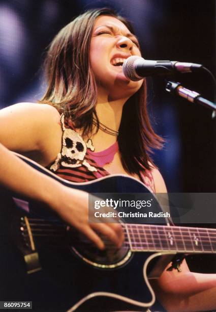 Photo of Michelle BRANCH