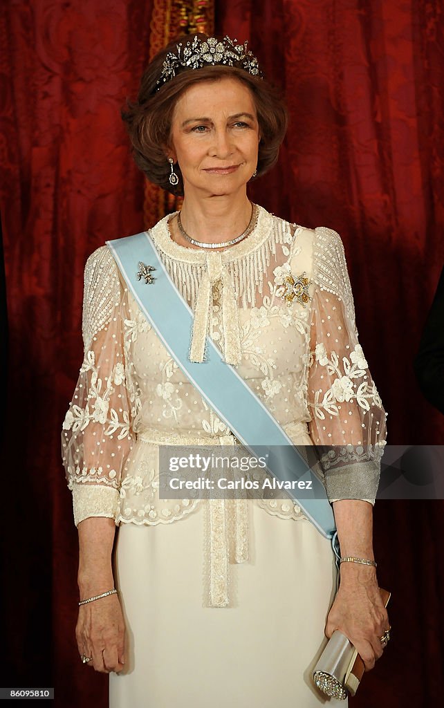 Spanish Royals Host Gala Dinner Honouring India President