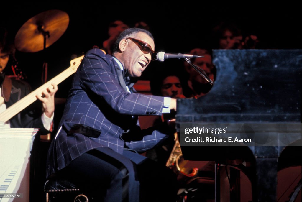 Photo of Ray CHARLES