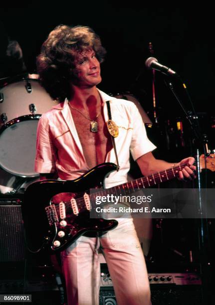 Photo of Eric CARMEN