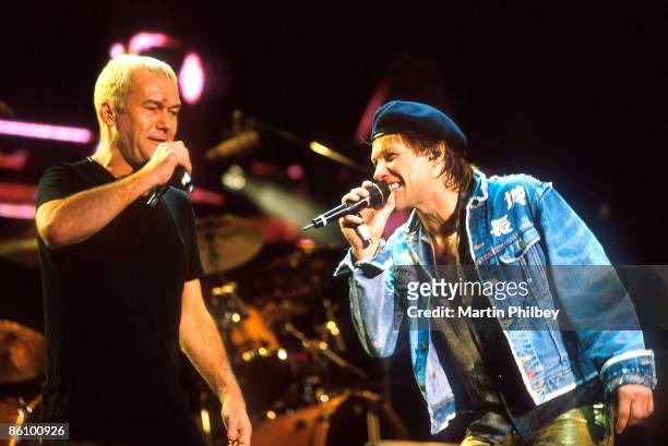 Photo of Jimmy BARNES; Jimmy Barnes / Jon Bon Jovi, NSW Flood Relief Concert, Colonial Stadium, Melbourne Australia