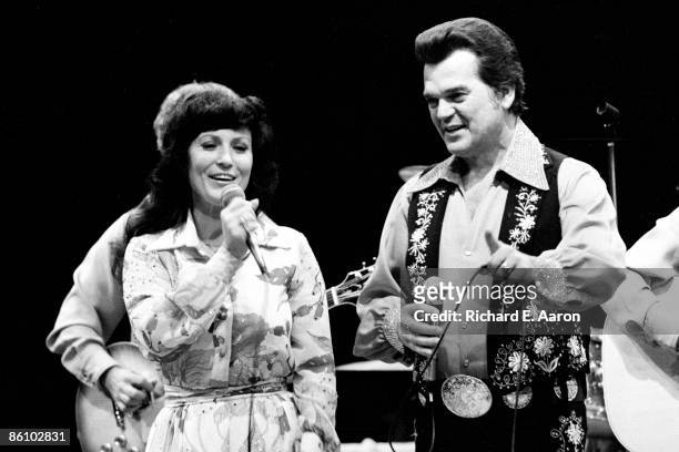 Photo of Conway TWITTY and Loretta LYNN; with Conway Twitty
