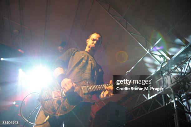 Photo of ALTER BRIDGE and Mark TREMONTI, Mark Tremonti performing on stage