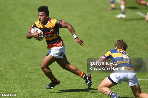 Sevu Reece of Waikato makes a break during the round nine Mitre 10 Cup match between Bay of Plenty and Waikato at Tauranga Domain on October 14, 2017...