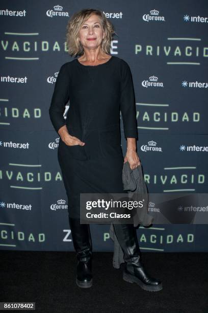 Patricia Bernal poses during the red carpet of the play "Privacidad" at Teatro de los Insurgentes on October 12, 2017 in Mexico City, Mexico.