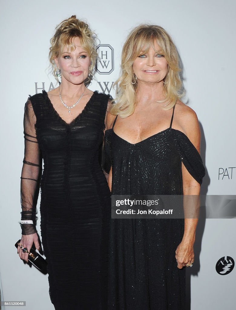 Melanie Griffith and Goldie Hawn arrive at amfAR Los Angeles 2017 at
