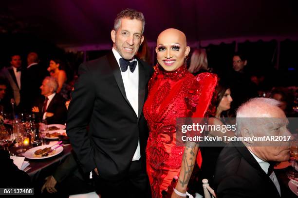 Kenneth Cole and Ongina at amfAR Los Angeles 2017 at Ron Burkle's Green Acres Estate on October 13, 2017 in Beverly Hills, Californi