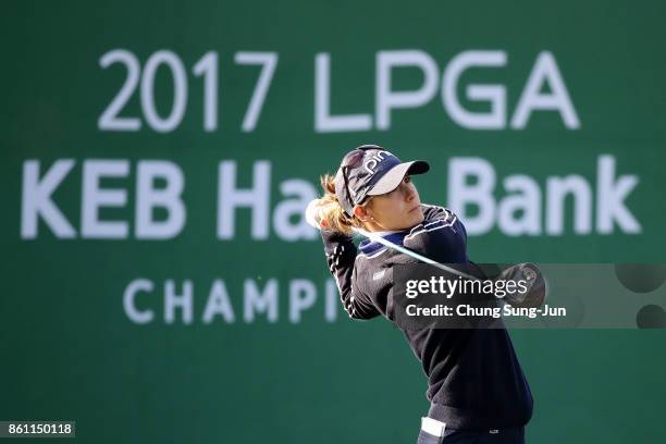 Azahara Munoz of Spain plays a tee shot on the 1st hole during the third round of the LPGA KEB Hana Bank Championship at the Sky 72 Golf Club Ocean...