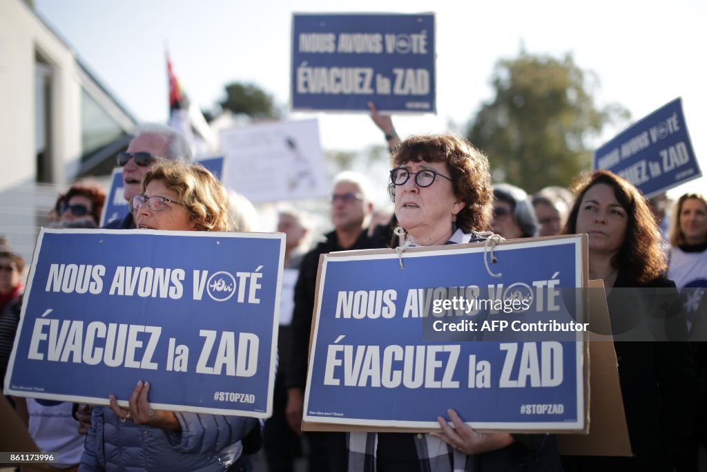 FRANCE-AIRPORT-DEMO