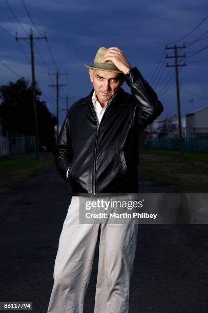 Photo of Paul KELLY; Posed portrait