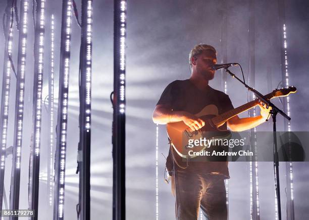 Joe Newman of alt-J performs on stage at Doug Mitchell Thunderbird Sports Centre on October 13, 2017 in Vancouver, Canada.
