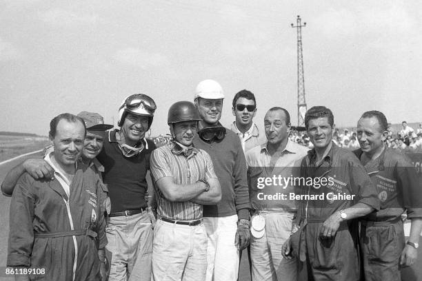 Carroll Shelby, Phil Hill, Troy Ruttman, Mimmo Dei, Grand Prix of France, Reims-Gueux, 06 July 1958. Phil Hill in his first ever Formula 1 Grand...