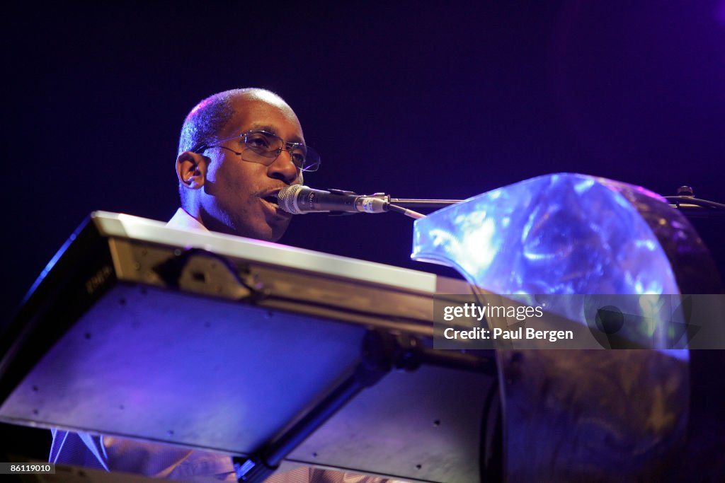 Photo of Greg PHILLINGANES and TOTO