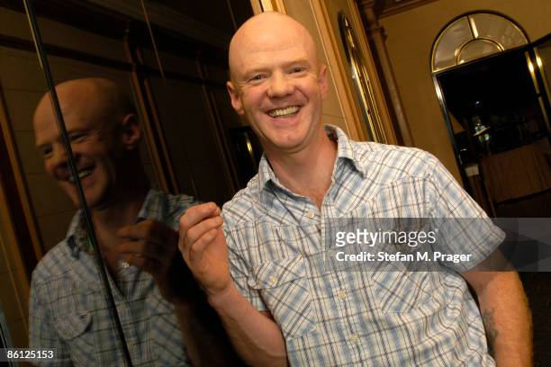 Photo of Jimmy SOMERVILLE; JIMMY SOMERVILLE im Hotel Regent 07.2004