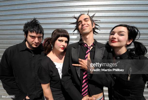 Photo of MINDLESS SELF INDULGENCE and Steve RIGH? and KITTY and Jimmy URINE and Lyn Z, Posed group portrait L-R Steve Righ?, Kitty, Jimmy Urine and...