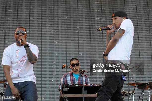 Photo of NERD and Shay HALEY and Pharrell WILLIAMS and Chad HUGO, Group performing on stage as part of the Projekt Revolution Tour L-R Shay Haley,...