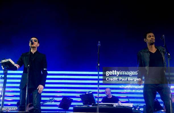 Photo of MASSIVE ATTACK and 3D and Robert DEL NAJA and DADDY G, Robert del Naja and Daddy G performing on stage